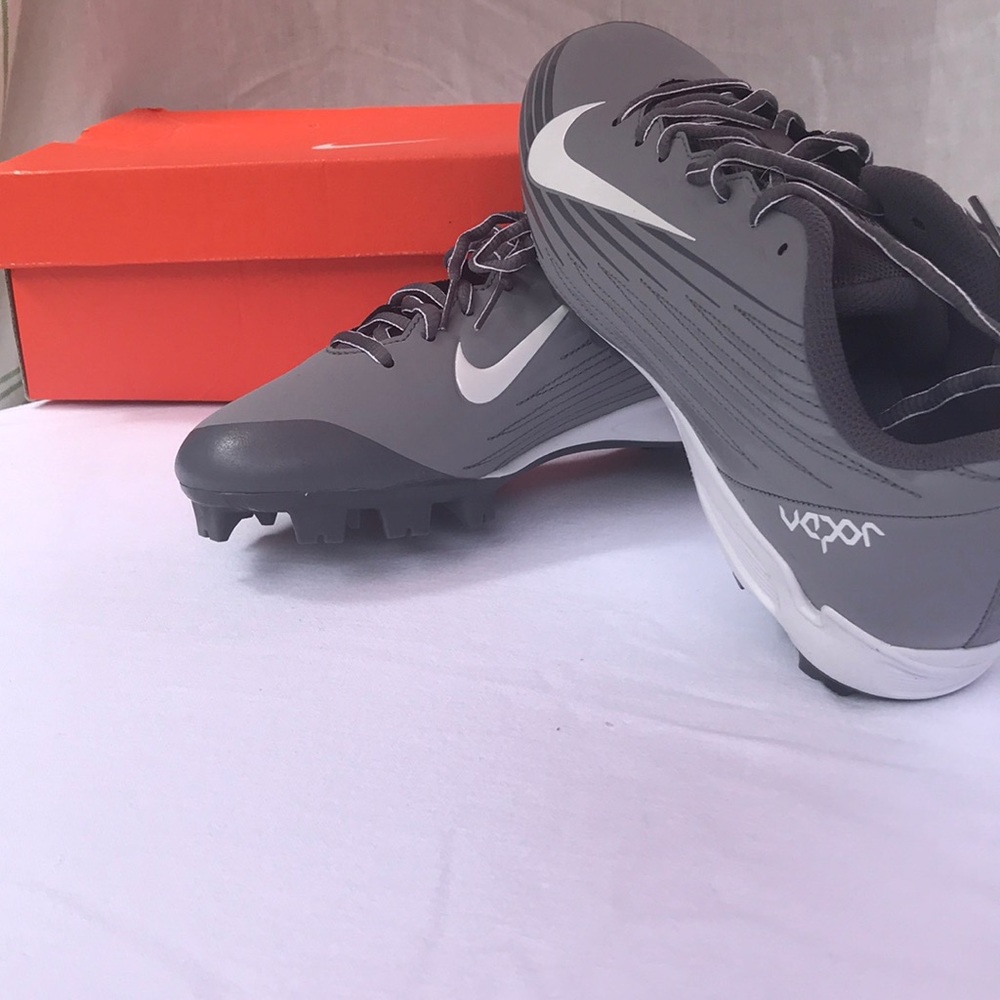 Brand new Nike Vapor Strike 2 baseball cleats.